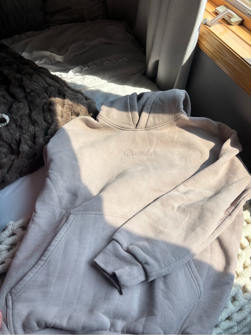 Comfort Embroidered Pullover Hoodie - Taupe